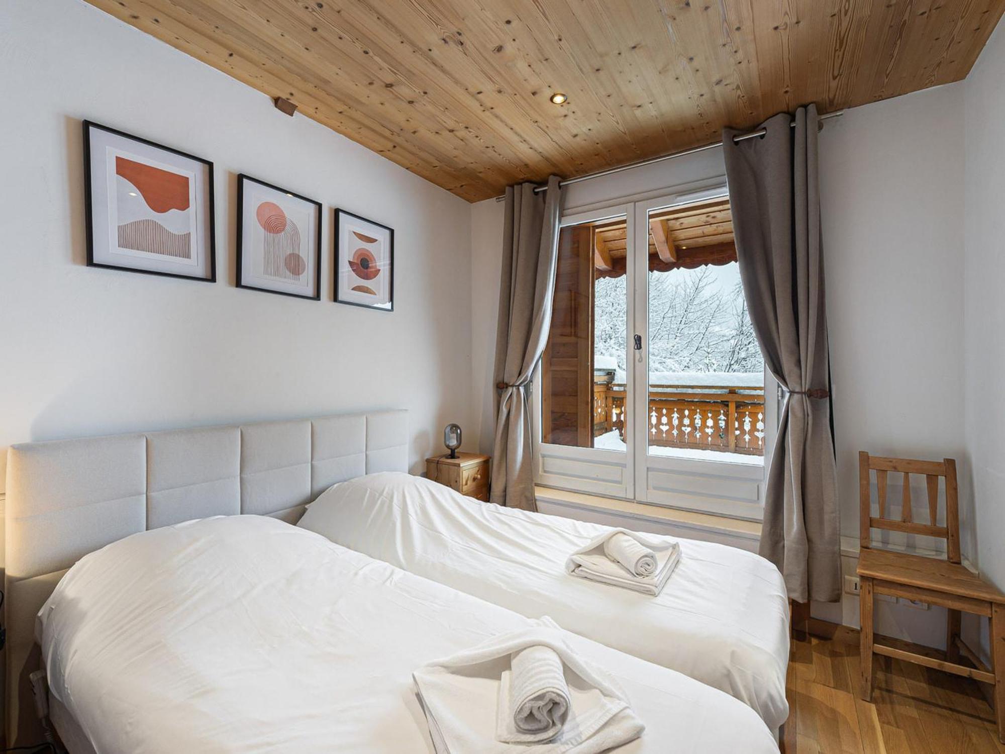 Duplex 3 Avec Cheminee Et Terrasse Plein Sud, Proche Des Pistes Et Commerces - Fr-1-566-59 Apartment